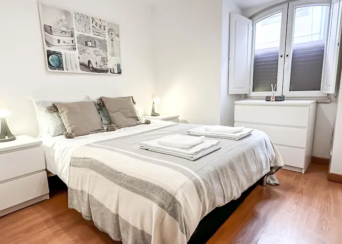 Superb 2 Bedroom - Seaside - Old Town